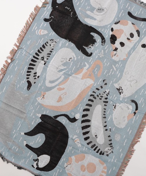 Port（ポート）の「アニマル ソファカバー  / 大判ブランケット ( トラ柄 / 砂漠柄 / ネコ柄 / 恐竜 ) #（ブランケット・レディース・ピンク/ベージュ/ホワイト/グリーン/ブルー・FREE）」の4枚目の写真