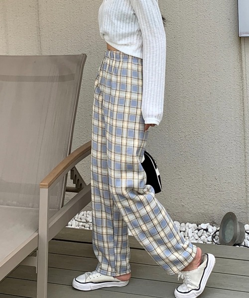 Diosfront(ディオスフロント)の「裏ボアボンティングチェック柄セミワイドパンツ(その他パンツ・レディース・ブラック/グレー/イエロー/ブルー/グリーン/ブラック系その他・FREE)」の12枚目の写真