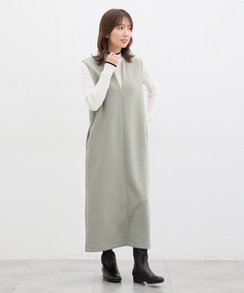 Honeys（ハニーズ）の「キーネックジャンパースカート（ジャンパースカート・レディース・ブラック/グレイッシュベージュ/カーキ・M/S/3L/LL/L）」の6枚目の写真