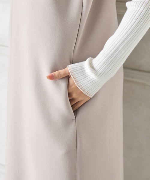 Honeys（ハニーズ）の「キーネックジャンパースカート（ジャンパースカート・レディース・ブラック/グレイッシュベージュ/カーキ・M/S/3L/LL/L）」の20枚目の写真