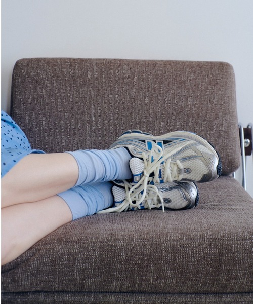 emmi（エミ）の「【emmi atelier】シアーハイソックス（ソックス/靴下・レディース・パープル/ライトブルー/グレー・FREE）」の3枚目の写真