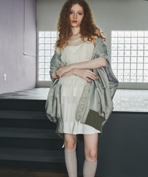 LA BELLE ETUDE（ラベルエチュード）の「ボリュームスリーブレスMA-1