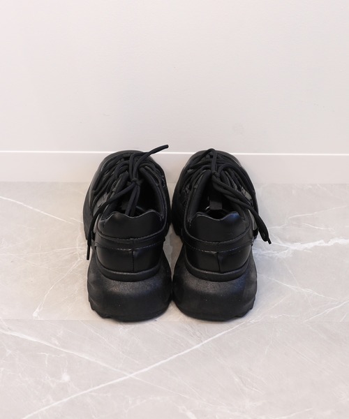 shoes365(シューズスリーシックスファイヴ)の「【shoes365】個性装飾靴紐 スクエアトゥ厚底スニーカー(スニーカー・メンズ・ブラック・24.5cm/26.5cm/25.0cm/27.0cm/25.5cm/26.0cm)」の12枚目の写真