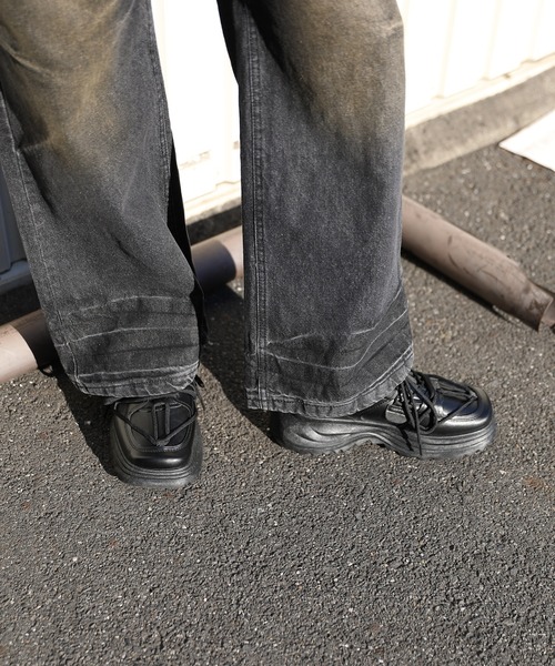 shoes365(シューズスリーシックスファイヴ)の「【shoes365】個性装飾靴紐 スクエアトゥ厚底スニーカー(スニーカー・メンズ・ブラック・24.5cm/26.5cm/25.0cm/27.0cm/25.5cm/26.0cm)」の6枚目の写真