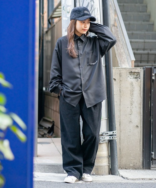 UNIIT(ユニット)の「【UNIIT/ユニット】 ガールズバックプリント ビッグシルエットシャツ(シャツ/ブラウス・メンズ・ブルー系その他/グレー系その他2/ブラック系その他/ホワイト系その他2/グレー系その他/ブルー系その他2・MEDIUM/LARGE)」の22枚目の写真