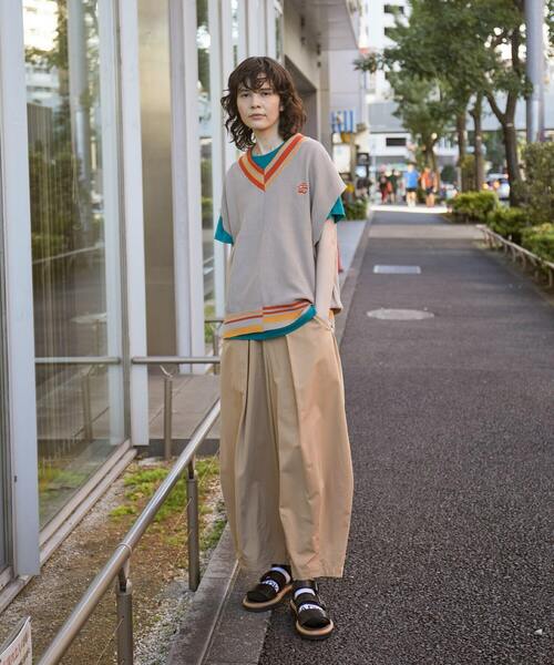 FRAPBOIS(フラボア)の「ニットベスト(ベスト・レディース・ブラック/ベージュ・2/1)」の15枚目の写真