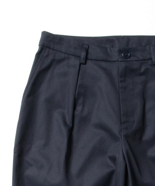 BEAMS LIGHTS Women's（ビームスライツ ウィメンズ）の「BEAMS LIGHTS / ウォッシャブル 1タック ワイド チノパンツ（その他パンツ・レディース・ベージュ/カーキ/ネイビー・38/36）」の11枚目の写真