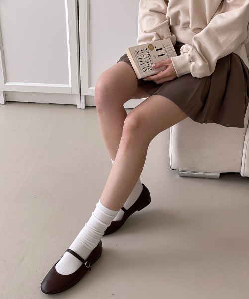 by muni:r（バイ ムニール）の「ラウンドメリージェーンフラットシューズ（バレエシューズ・レディース・シルバー/アイボリー/ブラック/ブラウン・23.0cm/23.5cm/24.0cm/24.5cm/25.0cm）」の17枚目の写真