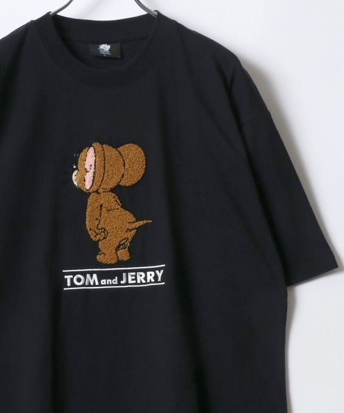 Tom＆Jerry（トムアンドジェリー）の「Tom＆Jerry/トムとジェリー キャラクター ヴィンテージプリント フロント バックサガラ刺繍 オーバーサイズ半袖Tシャツ レディース メンズ（Tシャツ/カットソー・レディース・モスグリーン/スミクロ/オフホワイト/ブルーグリーン/ピンク系その他/ブラック/グレイッシュブルー/ホワイト系その他/チャコール/ブラック系その他/ライトブルー/ホワイト/ホワイト系その他2/ブラック系その他5/ブルー系その他2/ホワイト系その他7/ホワイト系その他6/ホワイト系その他3/ブラック系その他2/ブルー系その他/ホワイト系その他5/グレイッシュベージュ/ホワイト系/ブルー系その他3/グレー系その他/ホワイト系その他4/ブラック系その他3/ブラック系その他4/ブラック系その他6・LL/L/M）」の11枚目の写真