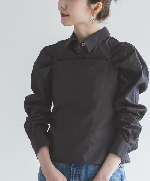 Noble（ノーブル）の「シャーリングキャミクロップドシャツセット