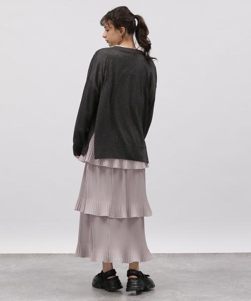 LAKOLE（ラコレ）の「ラメシアーVカーディガン / 112935（カーディガン/ボレロ・レディース・ライム/アイボリー/チャコールグレー・FREE）」の14枚目の写真