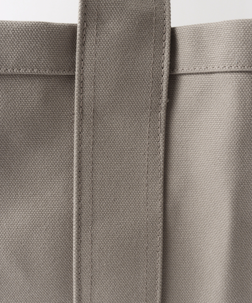 Sillage(シアージ)の「Sillage (シアージ) HUGE TOTE BAG SL24SS-TOTE(トートバッグ・メンズ・カーキ/ホワイト×ホワイト/ピンク/ライトグレー・FREE)」の10枚目の写真