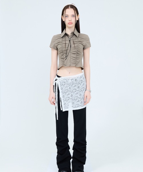 LUVISTRUE(ラヴイズトゥルー)の「RT SHIRRING SHIRT(シャツ/ブラウス・レディース・ベージュ/ネイビー/ブラウン・FREE)」の9枚目の写真