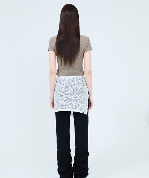 LUVISTRUE(ラヴイズトゥルー)の「RT SHIRRING SHIRT(シャツ/ブラウス・レディース・ベージュ/ネイビー/ブラウン・FREE)」の11枚目の写真