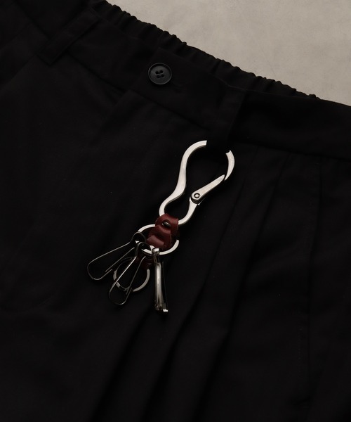 welise(ウェライズ)の「【welise/ウェライズ】-MADE IN JAPAN- ブレイドレザー メタルカラビナキーリング(キーケース/キーアクセサリー・メンズ・ネイビー/ダークブラウン/ブラウン/レッド/ブラック/シルバー系その他/シルバー/シルバー系その他2・FREE)」の5枚目の写真