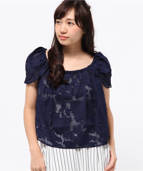 OUTLET（アウトレット）の「【who's who Chico】JQシフォンオフショルブラウス（シャツ/ブラウス・レディース・ライトブルー/ネイビー/ホワイト・FREE）」の3枚目の写真