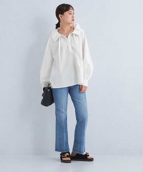 green label relaxing(グリーンレーベルリラクシング)の「フリルカラー ブラウス -マシンウォッシャブル・UVカット-(シャツ/ブラウス・レディース・コバルトブルー/ネイビー/ホワイト・FREE)」の11枚目の写真