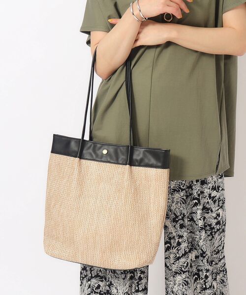 SHOO・LA・RUE（シューラルー）の「◆細ハンドル雑材風トートバッグ（トートバッグ・レディース・ホワイト系7/ブラウン系5/ブラック系4・00）」の14枚目の写真