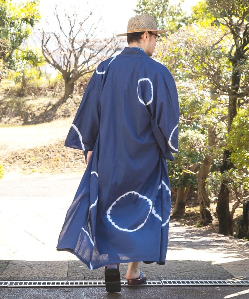 倭物やカヤ(ワモノヤカヤ)の「【倭物やカヤ】爽涼メンズUV長丈羽織(カーディガン/ボレロ・メンズ・ブラック/ネイビー/ダークグレー/ダークネイビー/ブルー・FREE)」の7枚目の写真
