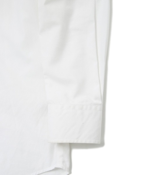 CROWDED CLOSET(クラウデッドクローゼット)の「<イージーケア>スナップダウンビジネスシャツ(ビジネスシャツ・メンズ・ホワイト/ブラック・02/03/04/01)」の18枚目の写真