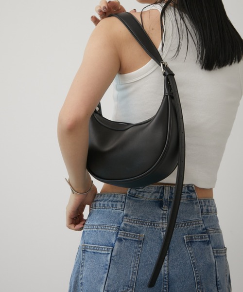 Aunt Marie's（アントマリーズ）の「マルチWAYワンハンドルムーンBAG（ショルダーバッグ・レディース・ブラック/シルバー/モカ・FREE）」の16枚目の写真