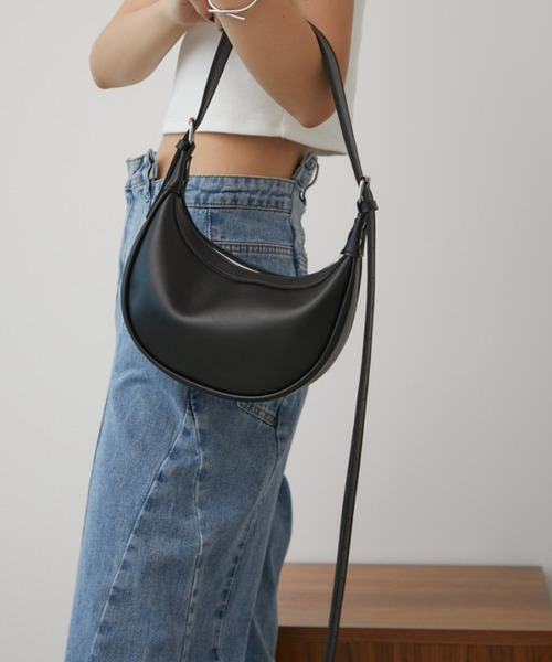 Aunt Marie's（アントマリーズ）の「マルチWAYワンハンドルムーンBAG（ショルダーバッグ・レディース・ブラック/シルバー/モカ・FREE）」の18枚目の写真