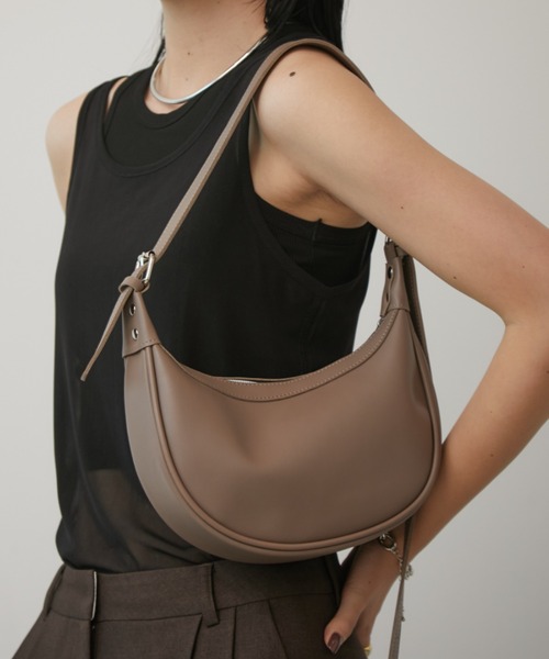 Aunt Marie's（アントマリーズ）の「マルチWAYワンハンドルムーンBAG（ショルダーバッグ・レディース・ブラック/シルバー/モカ・FREE）」の13枚目の写真