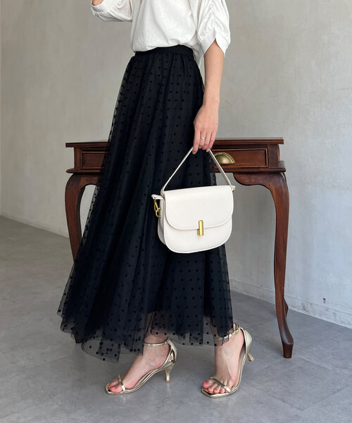 Chez toi（シェトワ）の「チュールスカート（スカート・レディース・チャコールグレー/ブラック/グレイッシュベージュ・FREE）」の9枚目の写真