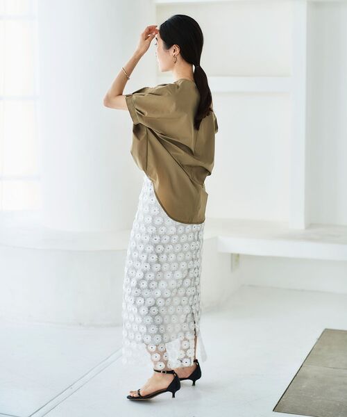 le.coeur blanc（ルクールブラン）の「《接触冷感・撥水加工》ナイロンストレッチタックスリーブプルオーバー（シャツ/ブラウス・レディース・ベージュ/ダークグリーン/ダークグレー・38）」の22枚目の写真