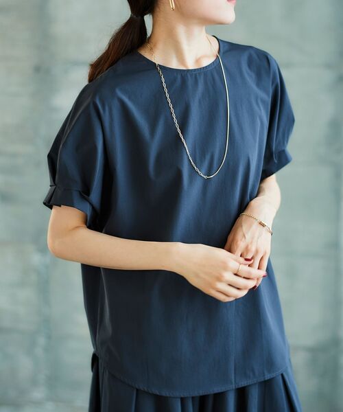 le.coeur blanc（ルクールブラン）の「《接触冷感・撥水加工》ナイロンストレッチタックスリーブプルオーバー（シャツ/ブラウス・レディース・ベージュ/ダークグリーン/ダークグレー・38）」の6枚目の写真