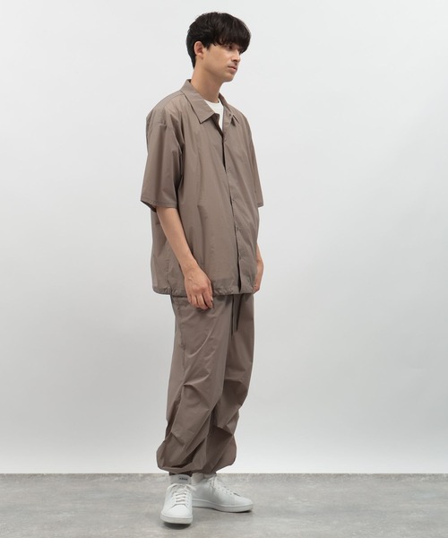 LAKOLE(ラコレ)の「さらさらナイロンコーチシャツ / 133139(シャツ/ブラウス・メンズ・ブラック/ライトグレー/キャメル・MEDIUM/LARGE/X-LARGE)」の16枚目の写真