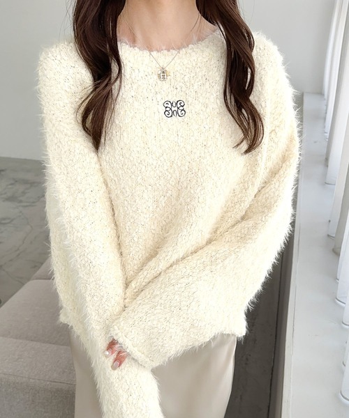 mily bilet(ミウィビレット)の「【mily bilet】愛され大人フェミニン。ポンポンフェザー胸刺繍ニット(ニット/セーター・レディース・アイボリー/チャコールグレー/ミント・LARGE/MEDIUM/X-LARGE/SMALL)」の4枚目の写真