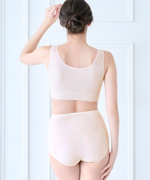 BRADELIS NEWYORK（ブラデリスニューヨーク）の「フレンドリーサポートブラ ブラデリス 補正下着 補整（ブラジャー・レディース・グレイッシュベージュ/ホワイト系その他/ブラック・LL/3L/S/M/L）」の5枚目の写真