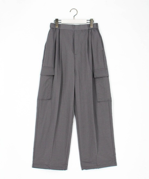 NICOLE CLUB(ニコル クラブ)の「ナイロンツイルカーゴパンツ(カーゴパンツ・レディース・ブラック/グレー/ベージュ・MEDIUM)」の12枚目の写真