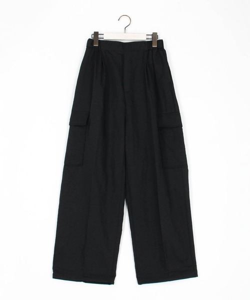 NICOLE CLUB(ニコル クラブ)の「ナイロンツイルカーゴパンツ(カーゴパンツ・レディース・ブラック/グレー/ベージュ・MEDIUM)」の13枚目の写真