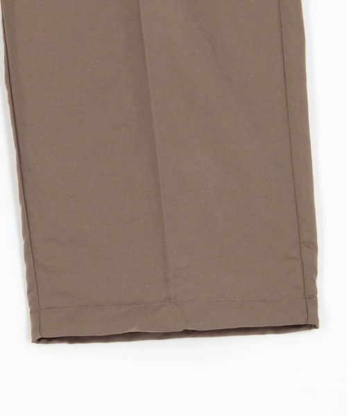 NICOLE CLUB(ニコル クラブ)の「ナイロンツイルカーゴパンツ(カーゴパンツ・レディース・ブラック/グレー/ベージュ・MEDIUM)」の18枚目の写真