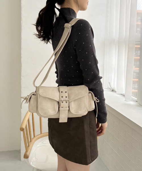 one after another NICE CLAUP（ワンアフターアナザーナイスクラップ）の「ベルトデザインショルダーバッグ（ショルダーバッグ・レディース・ブラック/アイボリー/ワインレッド/ブラウン・FREE）」の12枚目の写真