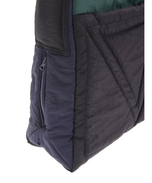 UN3D.（アンスリード）の「QUILTING HUGE BAG / キルティングヒュージ