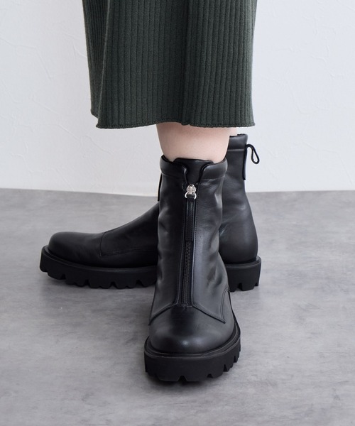 HIMIKO（ヒミコ）の「【Made in Japan】【撥水】フロントジップブーツ/641409（ブーツ・レディース・ブラウン/アイボリー/ブラック・24.5cm/24.0cm/23.5cm/23.0cm/22.5cm/25.5cm/25.0cm/22.0cm/26.0cm/26.5cm/21.5cm）」の17枚目の写真