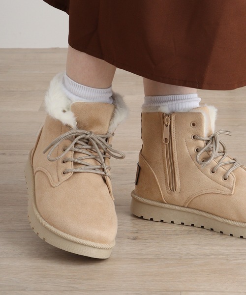 kitson(キットソン)の「KITSON キラキラ ホットフィクス フェイクムートンファー 防寒 レースアップ ブーツ(ブーツ・レディース・ブラック系その他/ベージュ/ピンク・S/M/L/LL)」の12枚目の写真