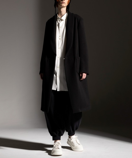ROBES&CONFECTIONS（ローブスコンフェクションズ）の「Robes & Confections/ローブス&コンフェクションズ/Punch Needle Double Jersey Frock Coat（チェスターコート・レディース・ブラック・1/3）」の5枚目の写真