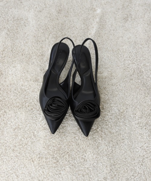 TITTY&CO.（ティティーアンドコー）の「ローズパンプス（パンプス・レディース・シルバー/ブラック/アイボリー・LARGE/MEDIUM）」の11枚目の写真