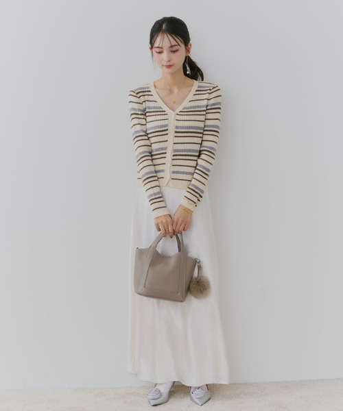 TITTY&CO.（ティティーアンドコー）の「ローズパンプス（パンプス・レディース・シルバー/ブラック/アイボリー・LARGE/MEDIUM）」の21枚目の写真