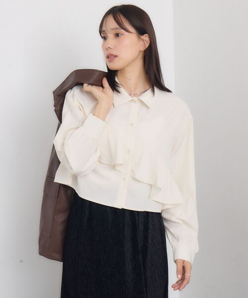 RETRO GIRL(レトロガール)の「斜めフリルSH(シャツ/ブラウス・レディース・グレー系その他/ブルー系その他/ナチュラル・FREE)」の4枚目の写真