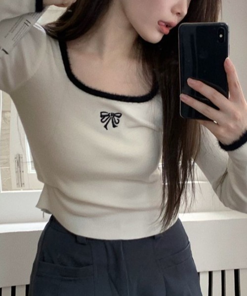 Vipoa(ヴィポア)の「ribbon刺繍 スクエアネックニットトップス(Tシャツ/カットソー・レディース・ホワイト/ブラック/ピンク・FREE)」の20枚目の写真