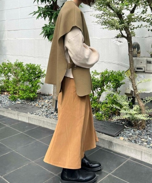 byYOUANCE（バイユアンス）の「パイピングマーメイドスカート（スカート・レディース・ベージュ・FREE）」の3枚目の写真