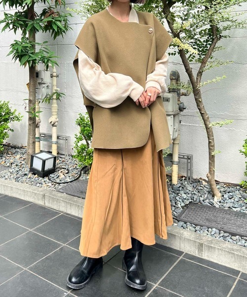 byYOUANCE（バイユアンス）の「パイピングマーメイドスカート（スカート・レディース・ベージュ・FREE）」の4枚目の写真