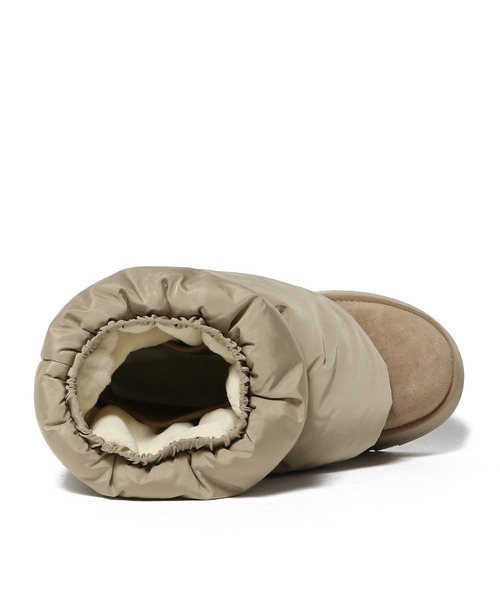 UGG（アグ）の「UGG / クラシック ミニ ディッパー パファー