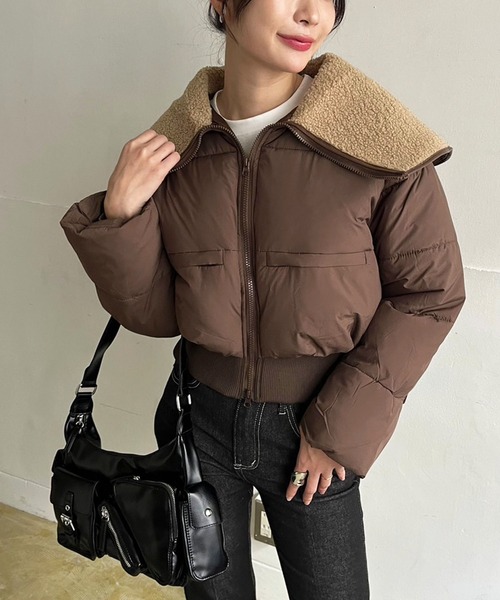 Jewelobe(ジュエローブ)の「ビッグボアカラーショートパテッドブルゾン(ダウンジャケット/コート・レディース・ブラック/ブラウン・FREE)」の12枚目の写真