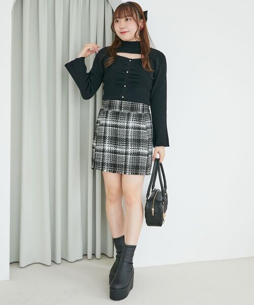 MAJESTIC LEGON(マジェスティックレゴン)の「リボンセットデコルテオープンニット(ニット/セーター・レディース・ブラック/アイボリー/ボルドー・MEDIUM)」の22枚目の写真